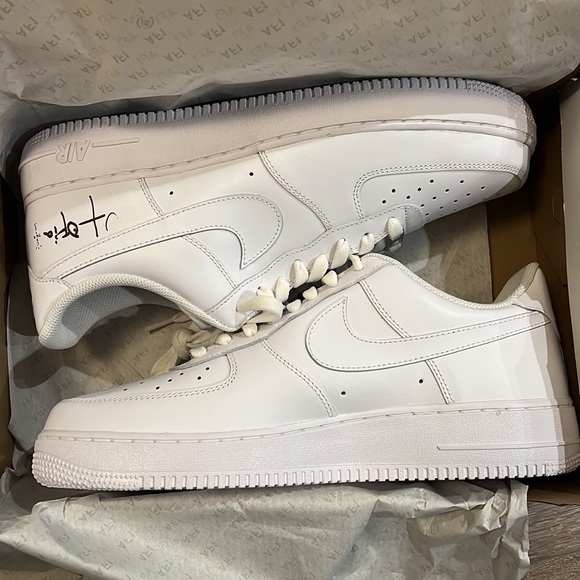 Travis Scott x Nike Air Force 1 - Picture 3 of 6